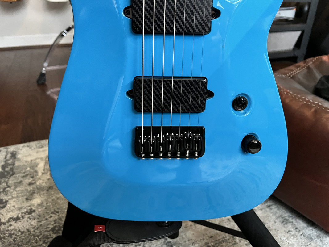 E3DBB0F1-FF0C-4593-8CD0-723D9770877D