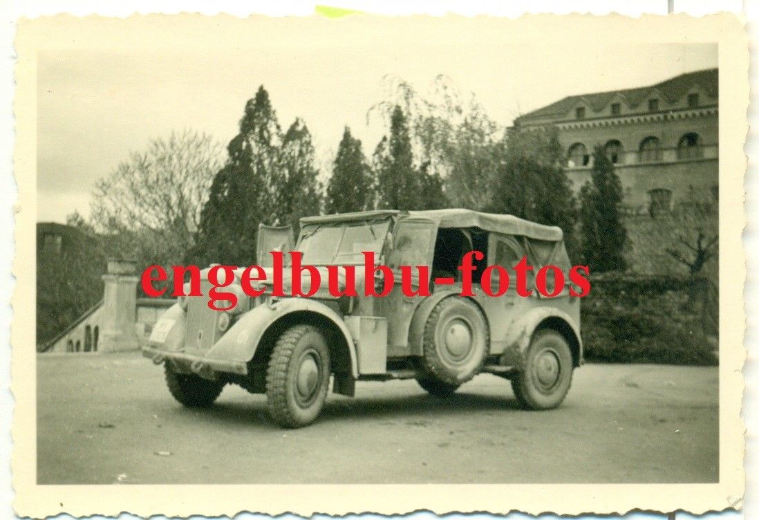 FOTO - FAHRZEUG - KÜBELWAGEN - SUPER BEMALUNG - WH-72075