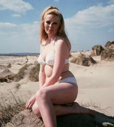 Veronica-Carlson-a39