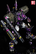 Kuro-Kara-Kuri-IDW-Tarn-Limited-Burst-Version-08