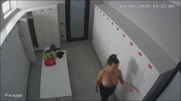 [Image: Voyeur52185084739.jpg]