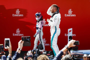 13 de Mayo. - Pagina 2 F1-spanish-gp-2018-lewis-hamilton-mercedes-amg-f1-1st-position-celebrates-on-arrival-in-pa