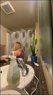 [Image: Voyeur49565123233.jpg]