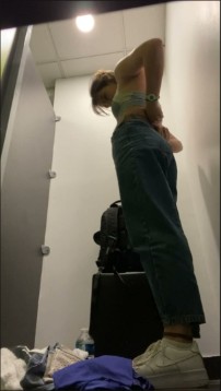 [Image: Voyeur10035150332.jpg]