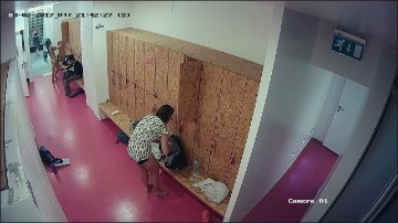 [Image: Voyeur39035132440.jpg]