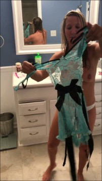 [Image: Voyeur31555152447.jpg]
