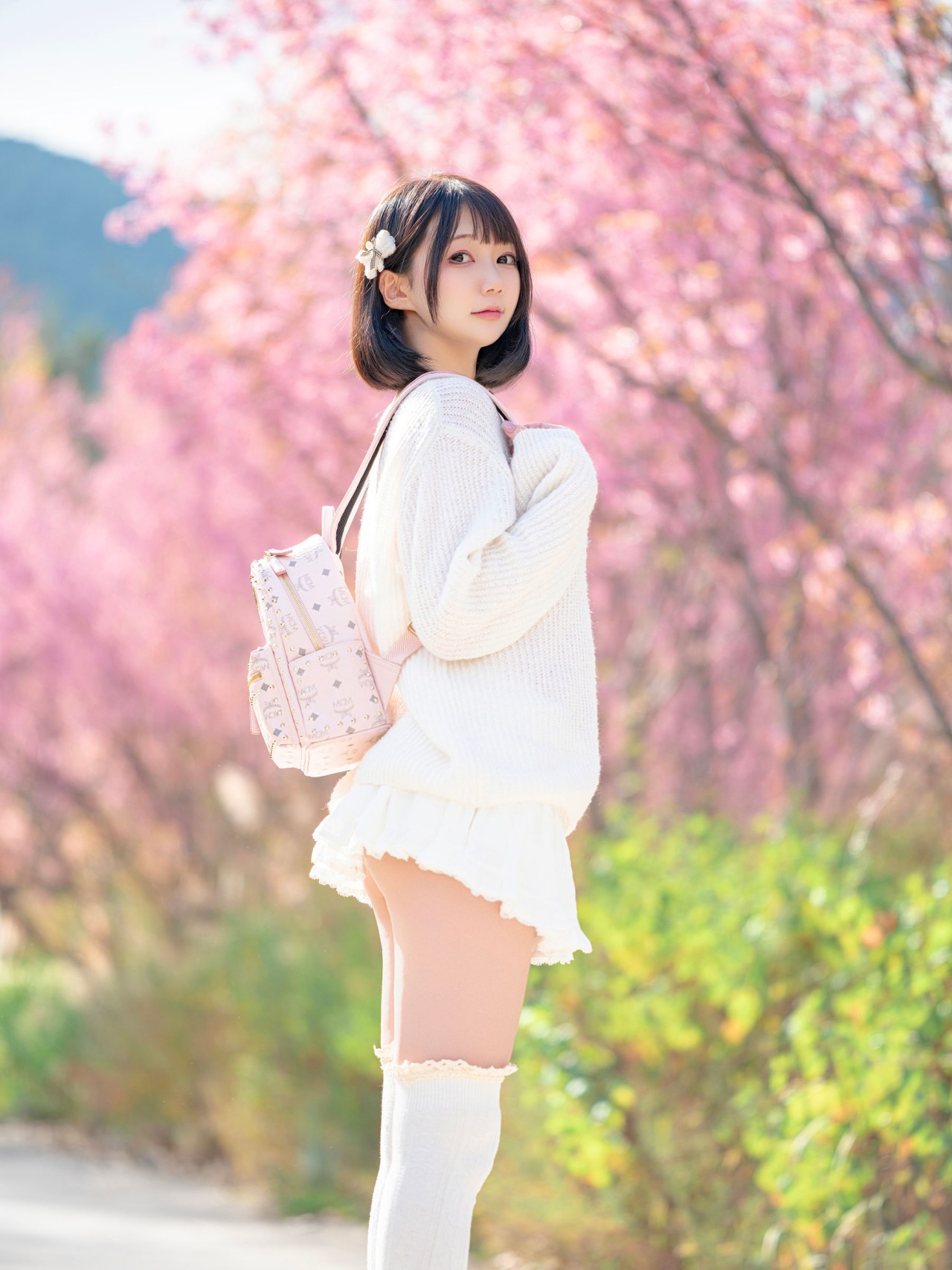 nagisa 魔物喵《樱花树下》写真，清新优雅的气质美女插图5