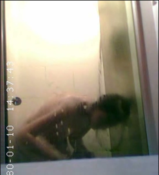 [Image: Voyeur17645100733.jpg]