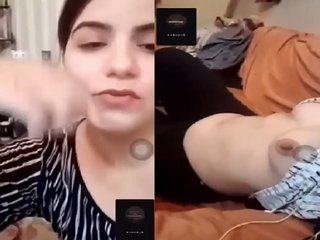 Pakistani tiktok star Ayesha Akram nude mms viral