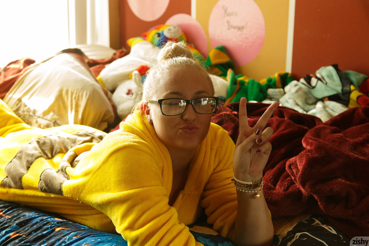 full_006_1020001049439329