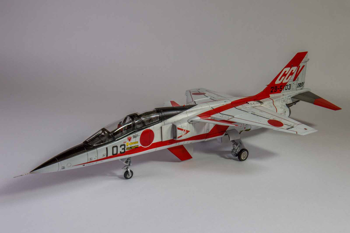 Mitsubishi T-2 CCV (2)