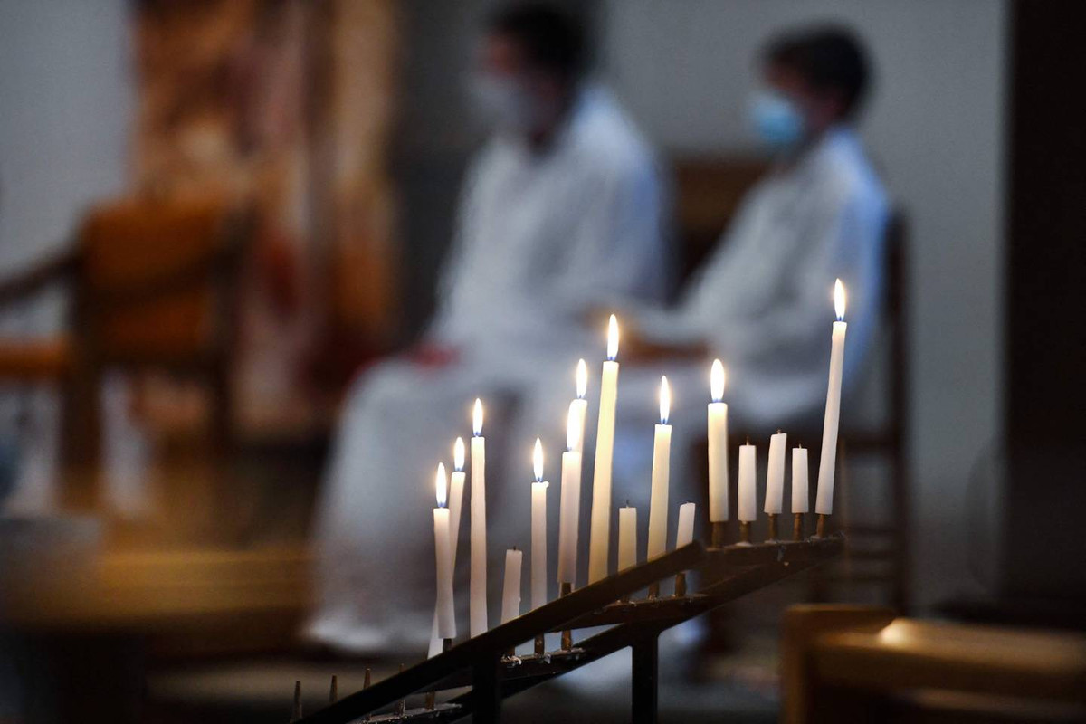 Por casos de abusos sexuales católicos franceses piden cambios en la iglesia