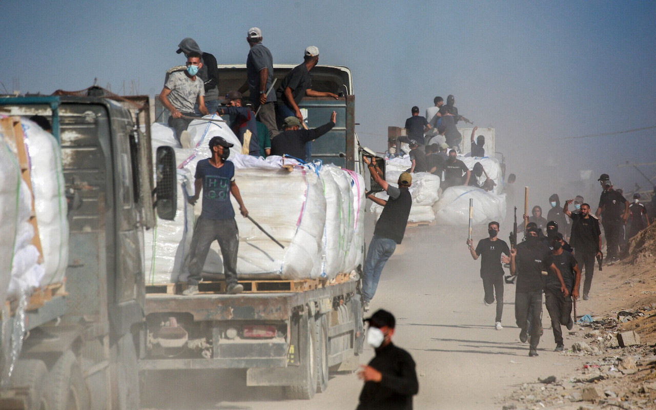 AFP-20250625-63-T48-WD-v2-High-Res-Topshot-Palestinian-Israel-Conflict-Aid-e1752150301344.jpg