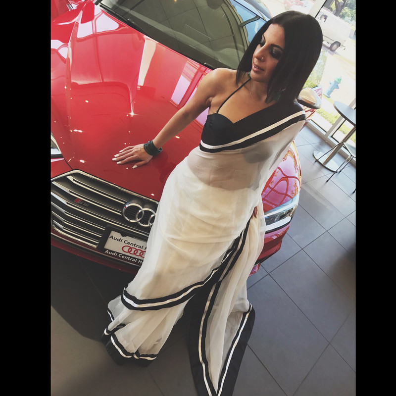 Hot NRI Paki Milf Samia Adil DJ RJ 31229439 580099399029228 4856997267426508800 n