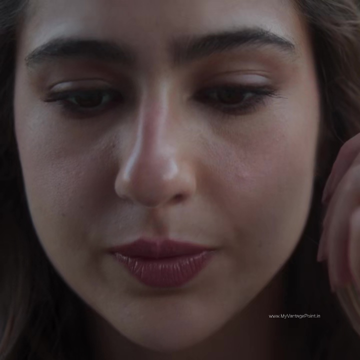 close-up-of-sara-ali-khan-in-murder-mubarak-2024-movie