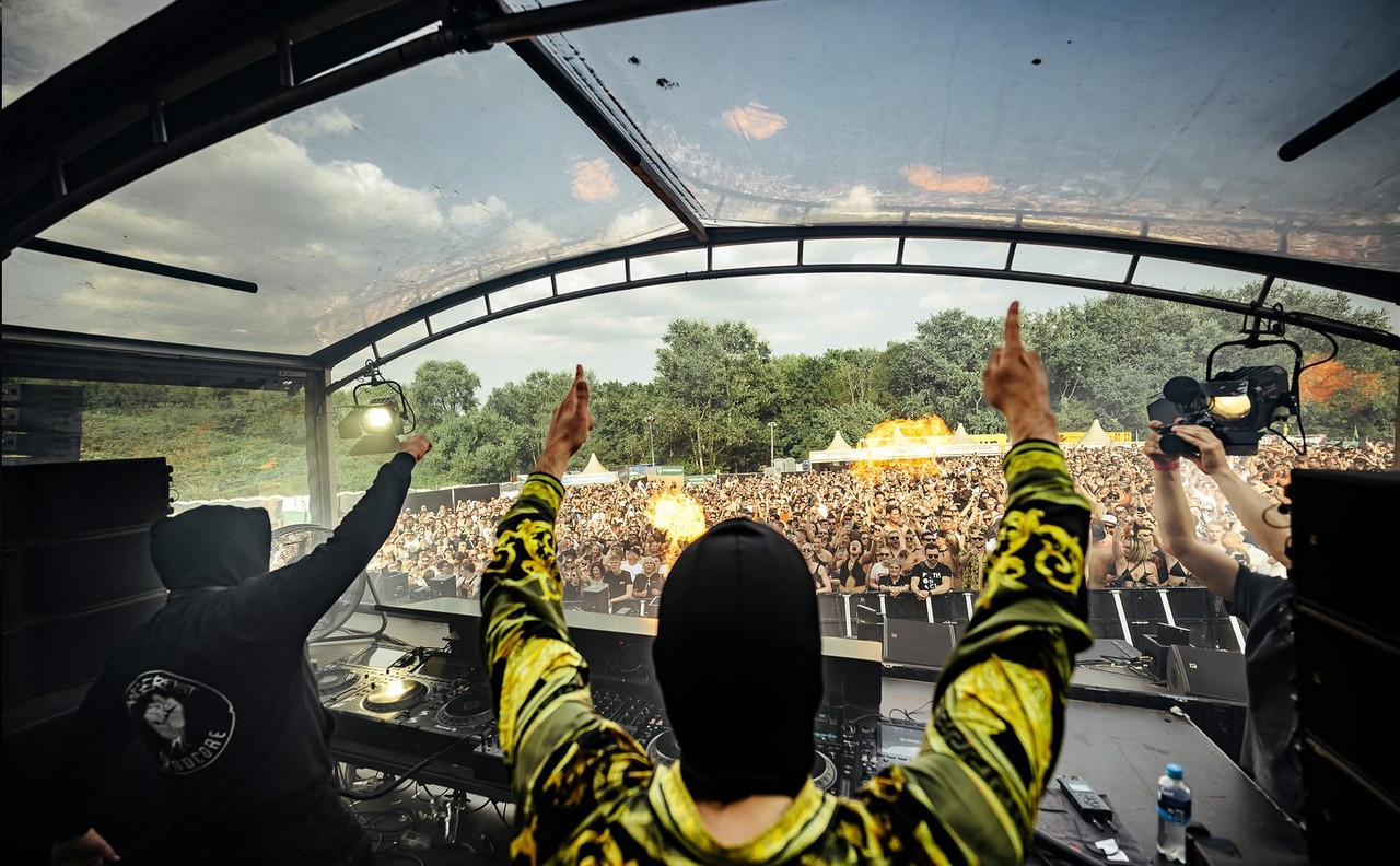 r2-festival-2025