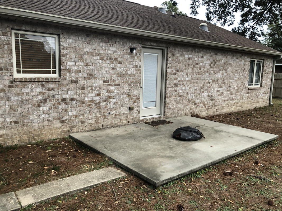 E3207B8A-7FEE-4C7D-9484-BBE190D47E05