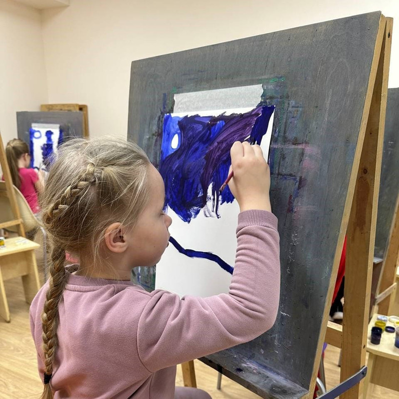 Изостудия: обучение рисованию детей