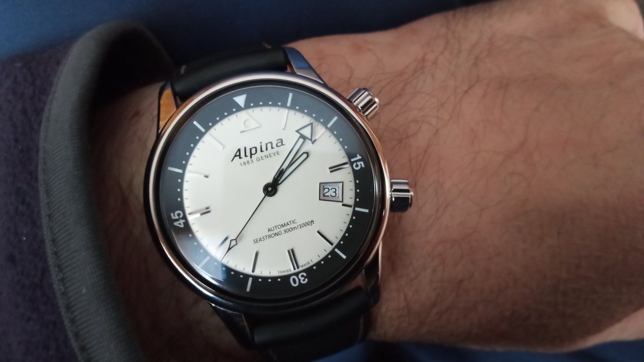 **** La montre du jour ! Vol. 42**** - Page 21 IMG-20230323-140837