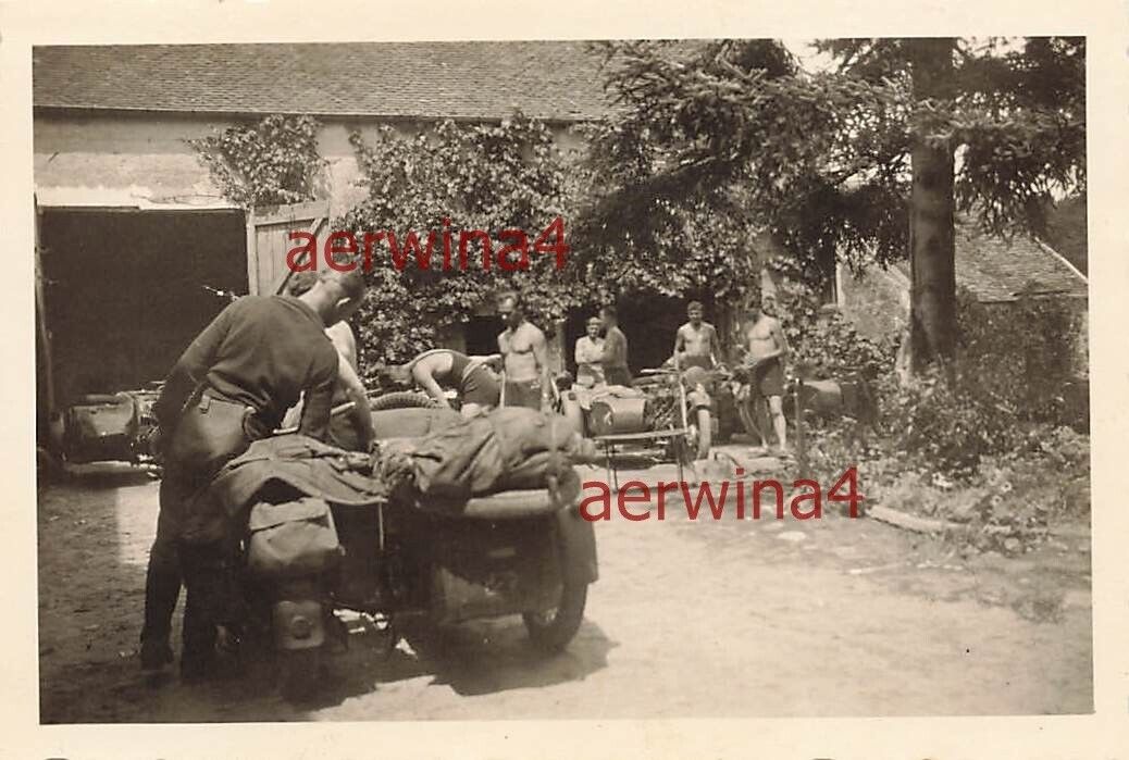 Kradschützen Abteilung Motorrad BMW Ruhetag bei Givet Belgien 1940