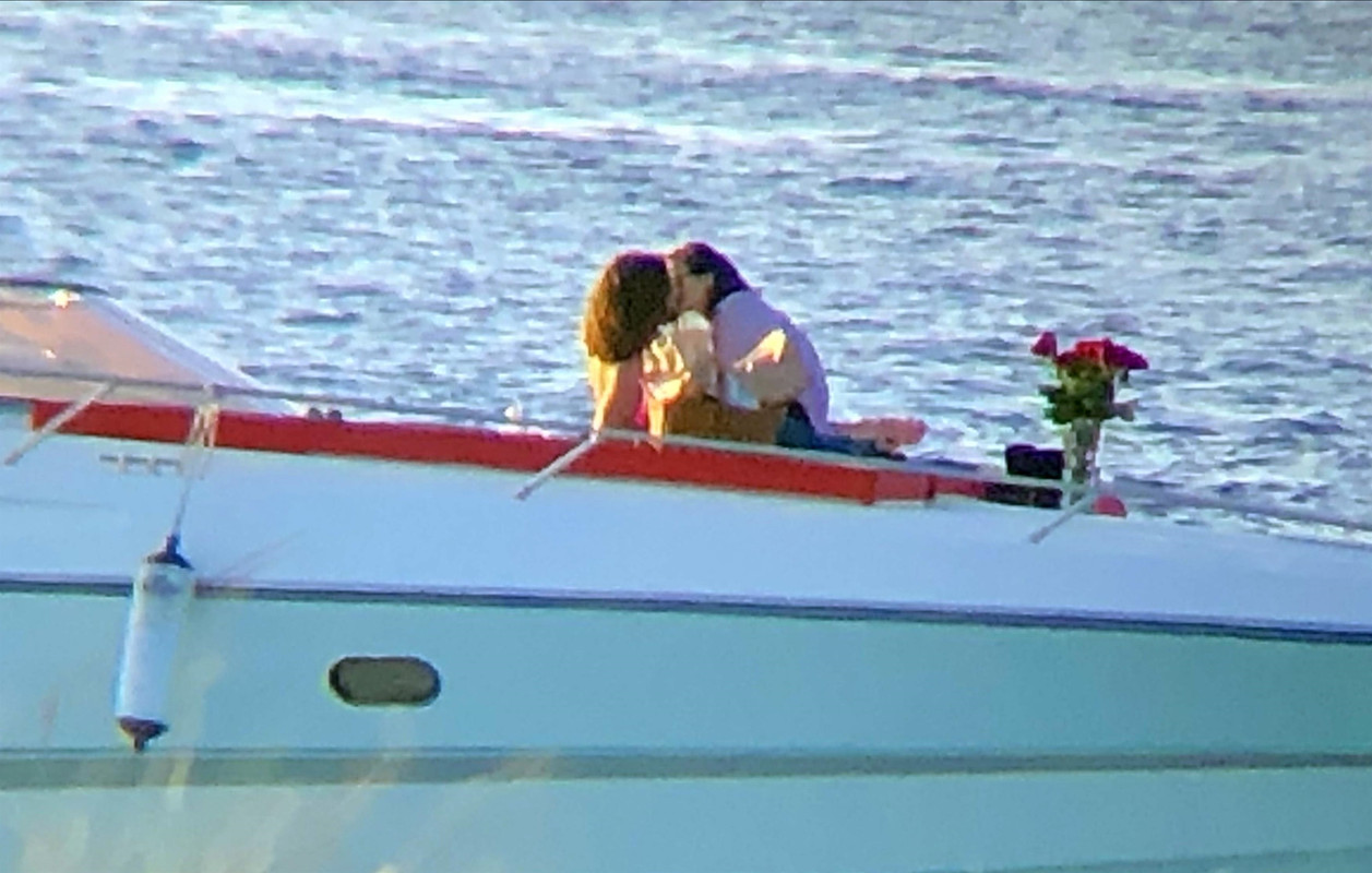 emmawatson-updates.com (16)