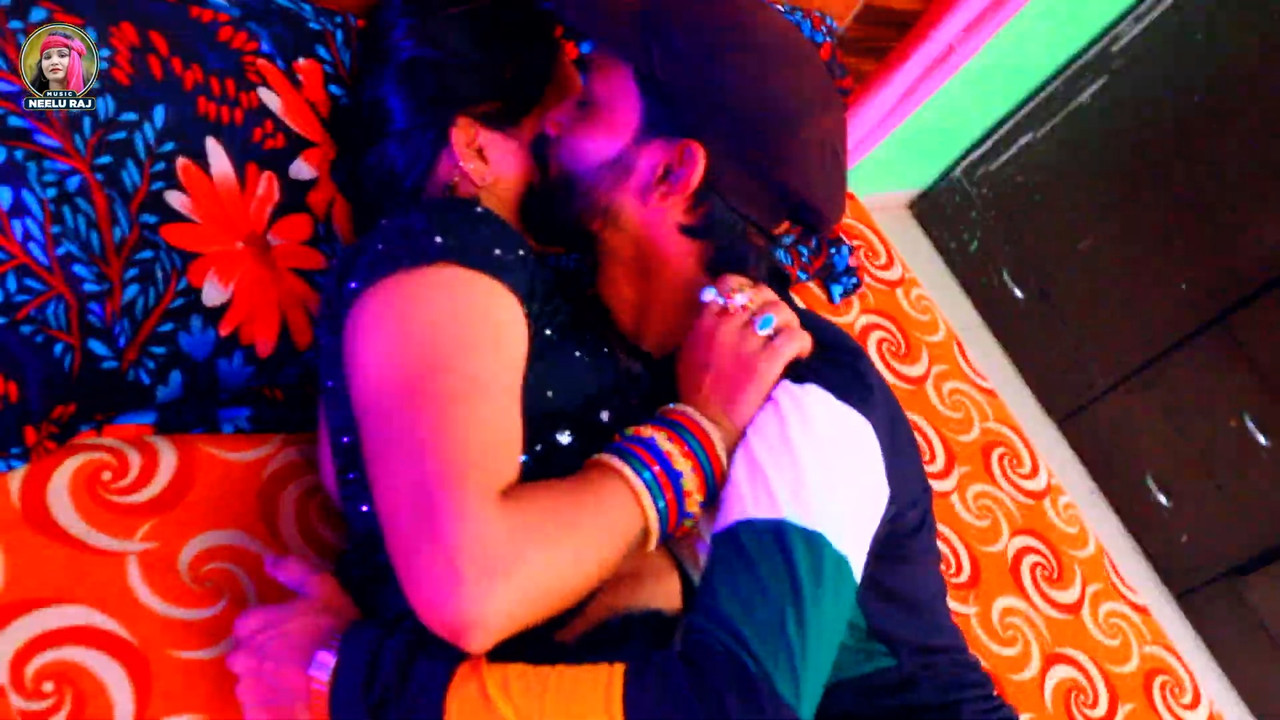 Neelu Raj 3.5