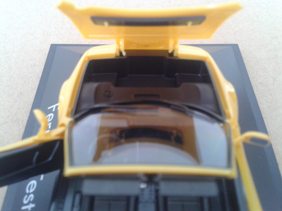 1986 Ferrari Testarossa GTS (Herpa) (28)