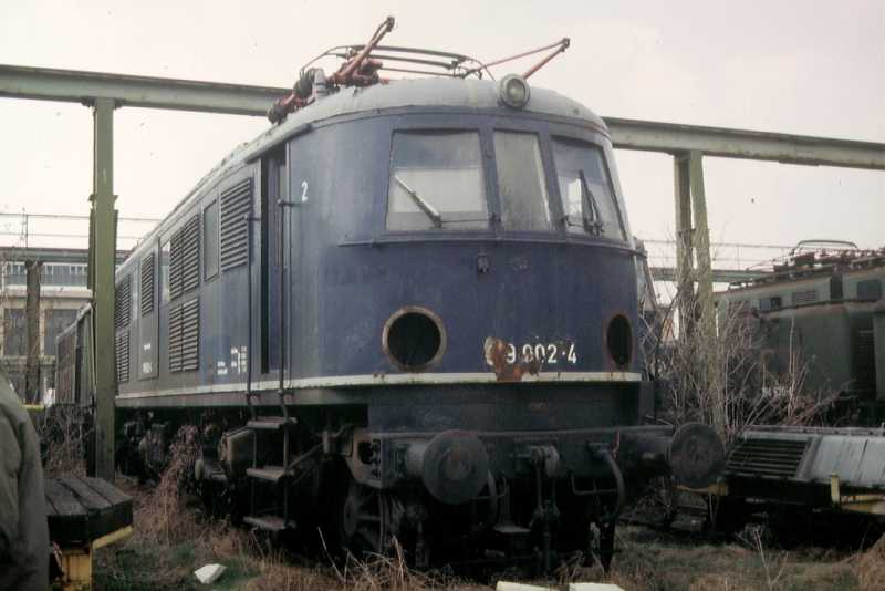 DRG Class E 19 La-119-002-la-casse-de-Munich-Freimann-1984