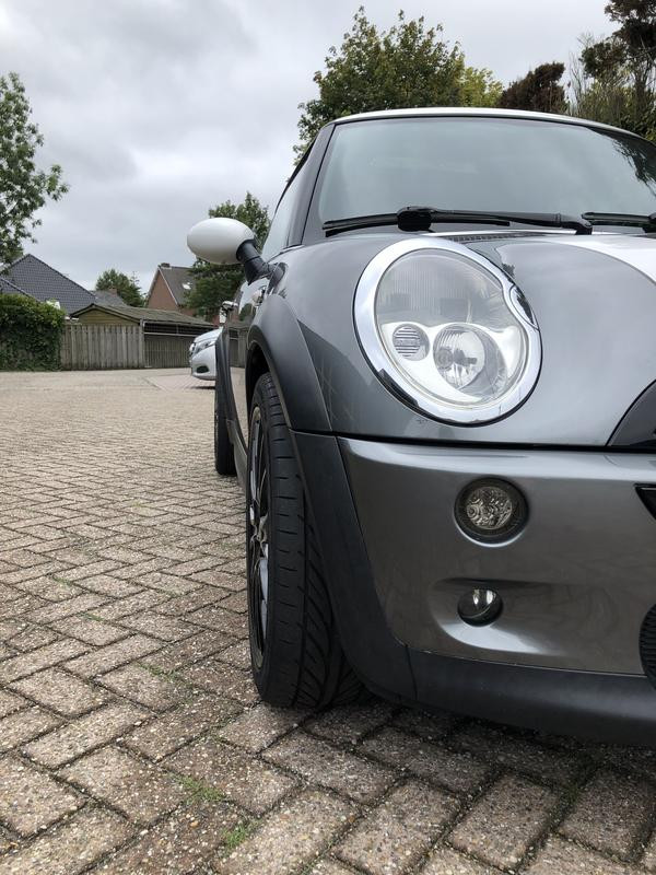 77FC529B-51DE-4F20-8792-48E7501EC950