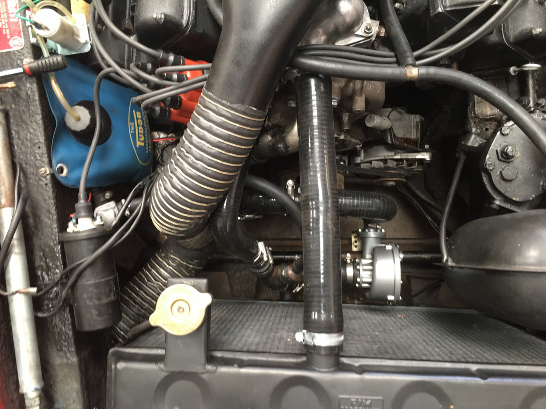 99495824-5434-4750-B530-5CE666AAADA4