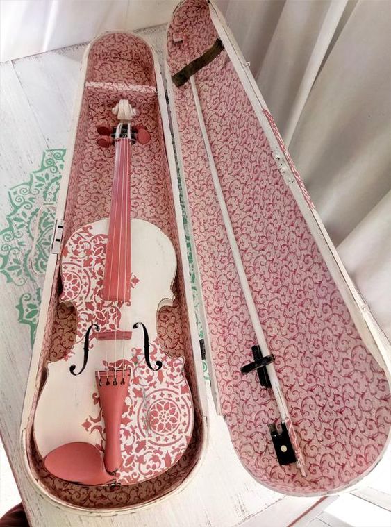 pink-violin.jpg