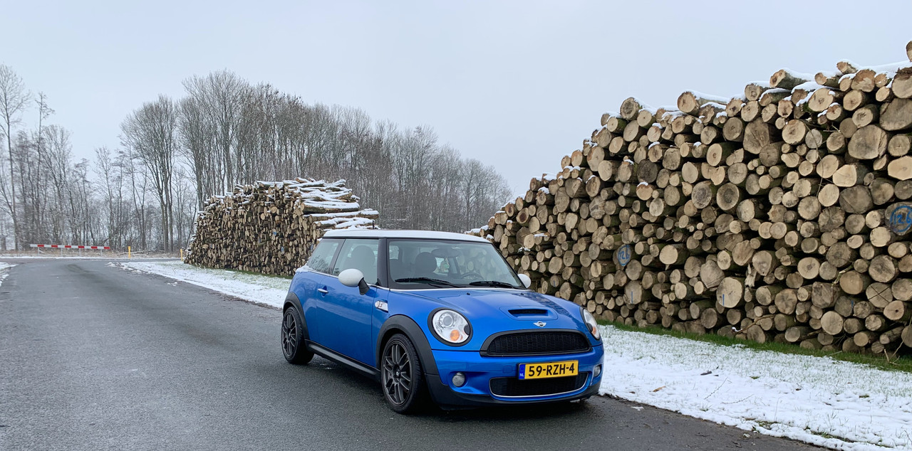 93EA0D96-5197-4D8A-8FEB-378D74136CC8