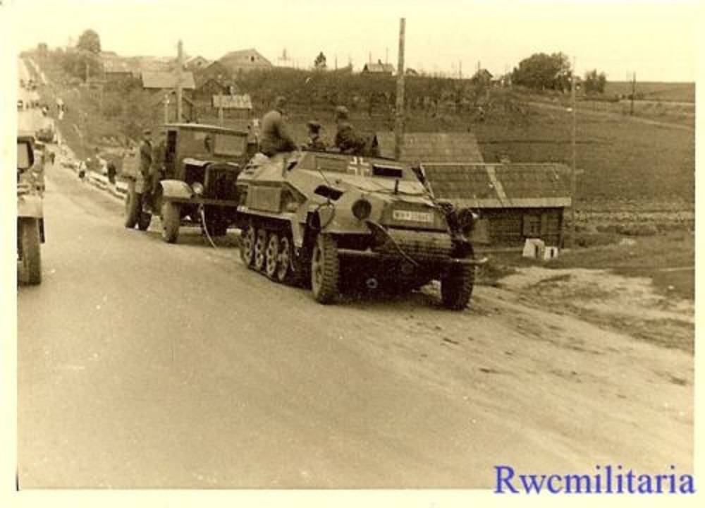 German SdKfz.251 Schützenpanzerwagen Halftrack T