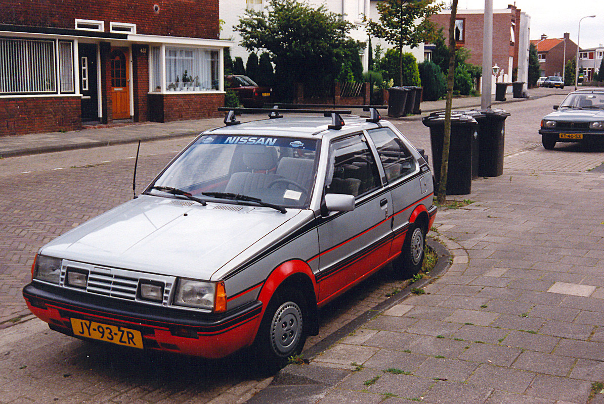 1 NISSAN MICRA 3