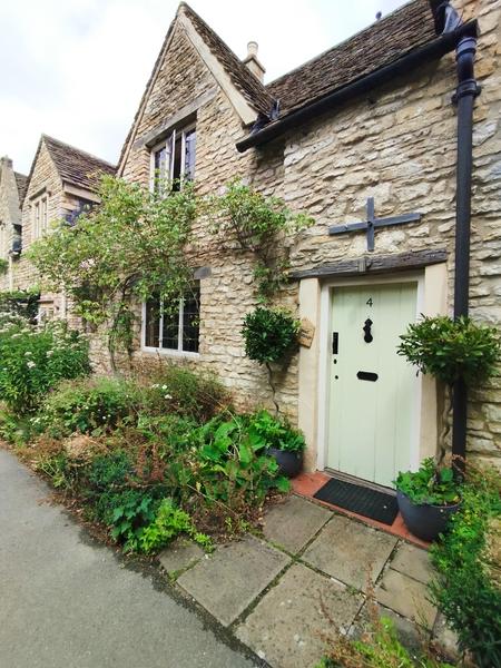 Ruta de cuento en familia: conociendo The Cotswolds - Blogs de Reino Unido - Día 1: llegada a Bristol - Castle Combe - Snowhill (2)