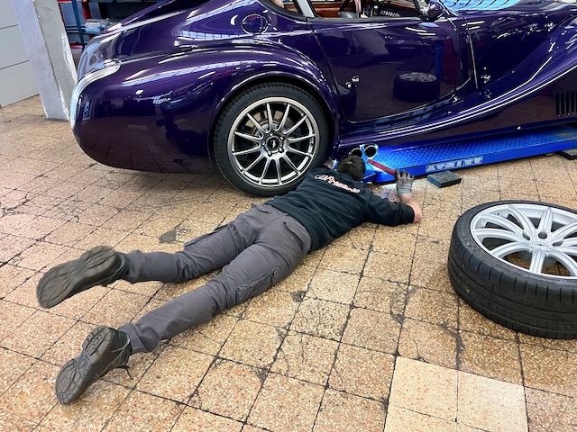 [Linked Image]