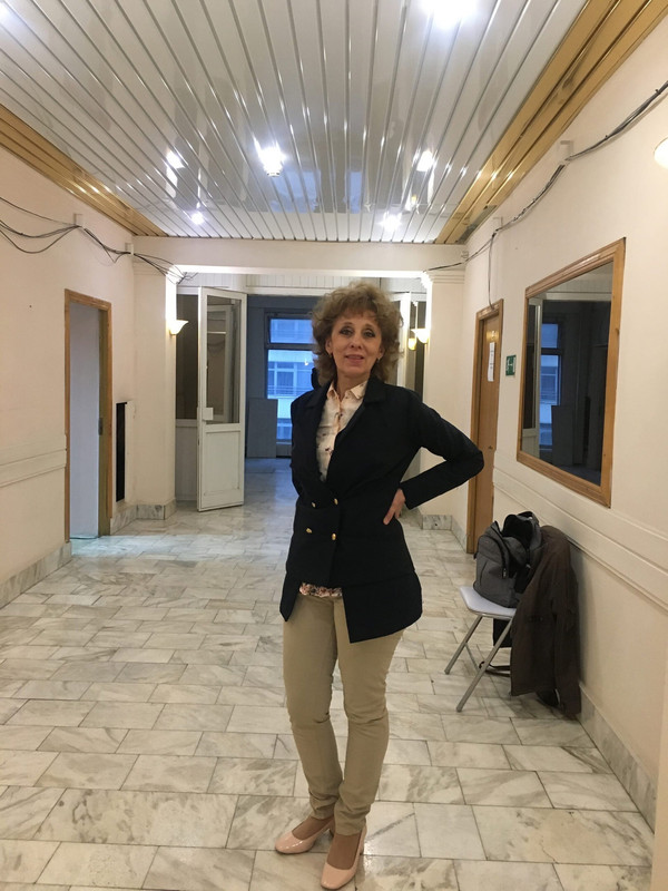 9E685137-8205-4077-80E9-130B22812759