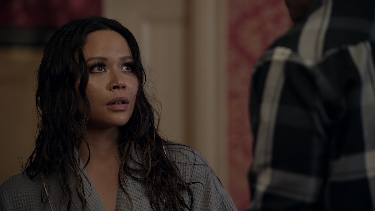 The.Rookie.S05E01.Double.Down.1080p.10bit.AMZN.WEB-DL.DDP5.1.HEVC-Vyndros.mkv_snapshot_33.12_[2022.0