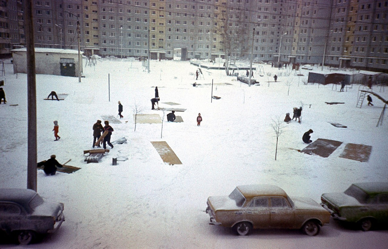 163 Выбивка ковров, Тула, 1980-е
