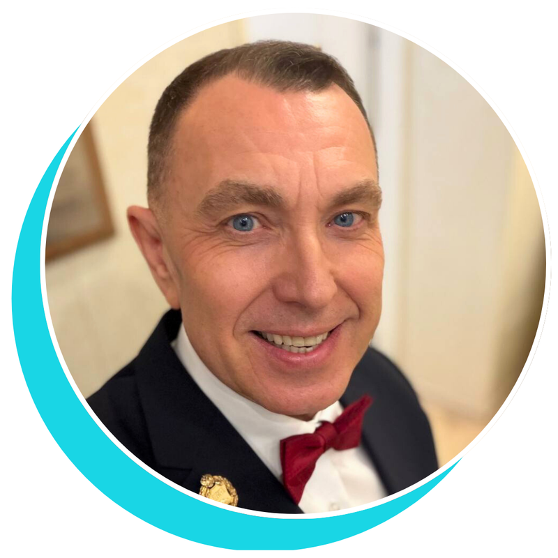 Андрей Мишин