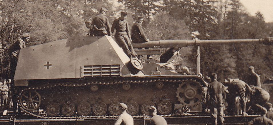 Montreuil Panzerjäger Nashorn Sd.Kfz.164 SFL Hor