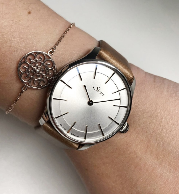 45023606-1880-43B6-888C-990A70899866