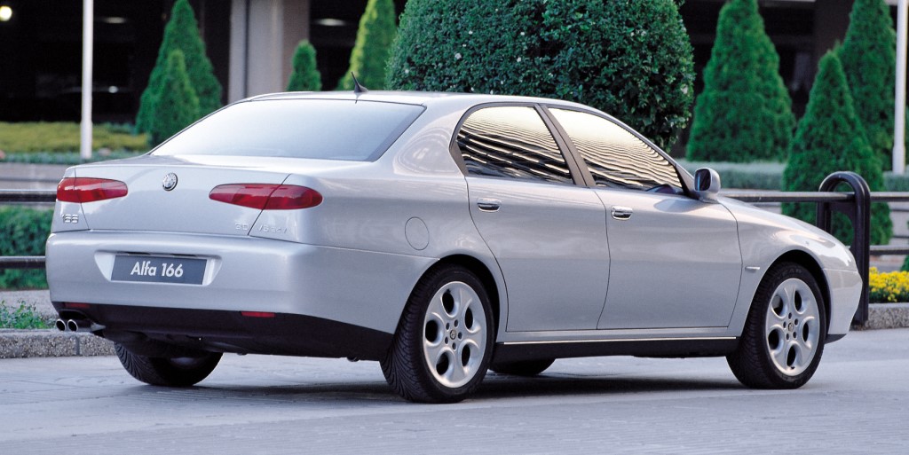 Alfa-Romeo-166