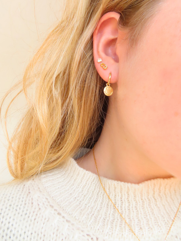 Minimal safety pin studs with zirconia stones
