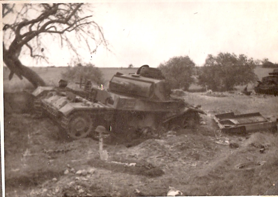 PzKpfw III     280     17 PD.jpg     Олесин