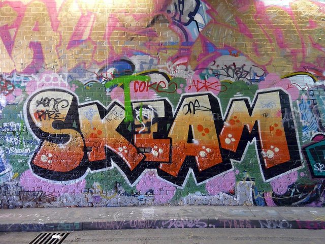 https://i.postimg.cc/VkQ0FTZY/1200px-Graffiti-London.jpg