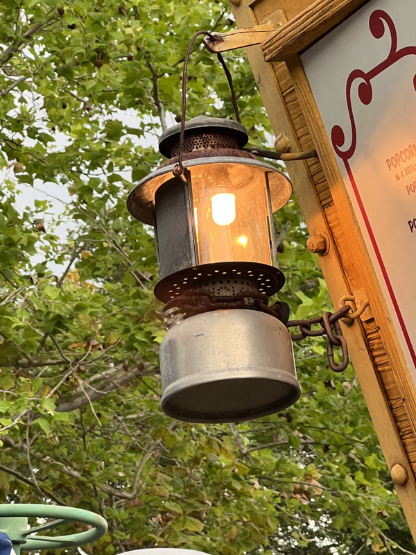 1AE5DF95-D549-42E8-9499-4C8C7B2AEE8B