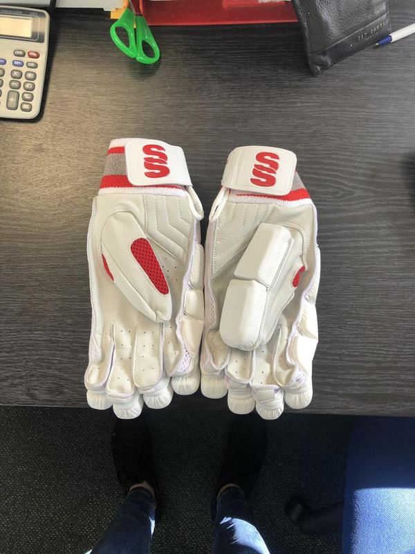 7785D2BC-623E-4670-B404-087F3F969B5D