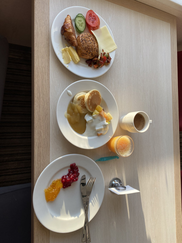 009CC12D-3EA4-45ED-A7A3-8490E97FE3BA