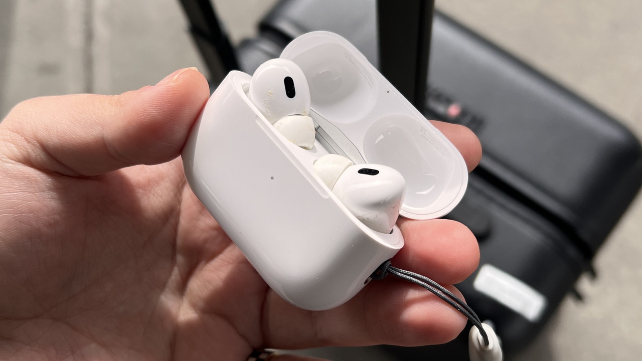 Apple AirPods Professional (2nd Era) – Best for Ordinary iPhone Users